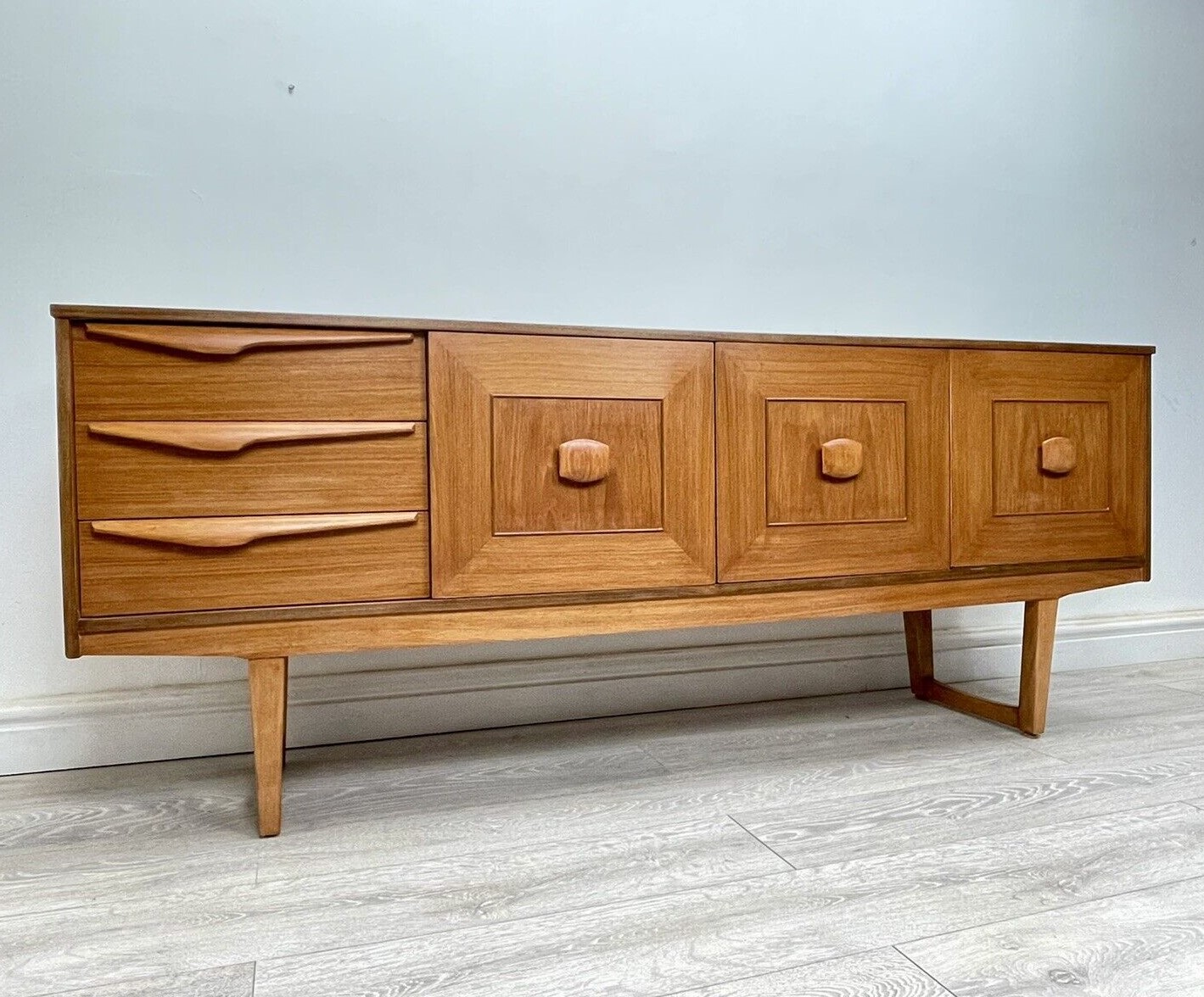 Stonehill 'Statesman' Mid Century Modern Teak Sideboard. Town and Country Antiques