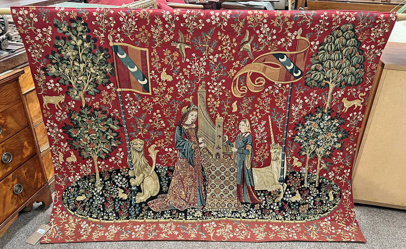 Wall tapestry stle in 16th Century with Figures